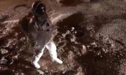 宇航员登月爆料了吗视频